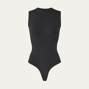 Skims essential crewneck sleeveless Bodysuit